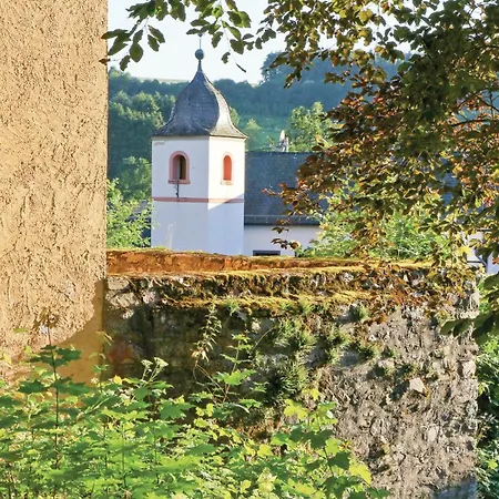 14 In Holiday home *